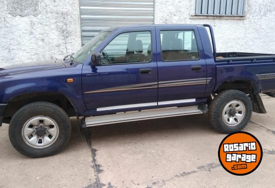 Camionetas - Toyota Hilux 2003 Diesel 180000Km - En Venta