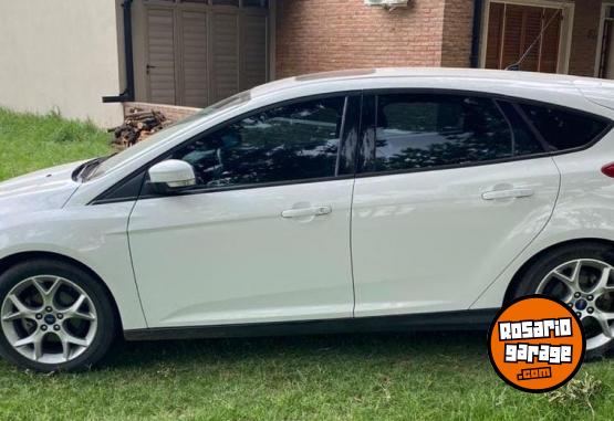 Autos - Ford Focus Se plus 2016 Nafta 145000Km - En Venta