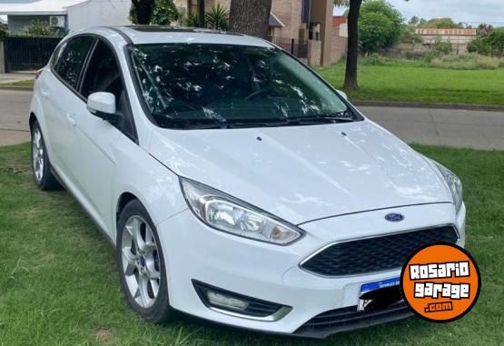 Autos - Ford Focus Se plus 2016 Nafta 145000Km - En Venta