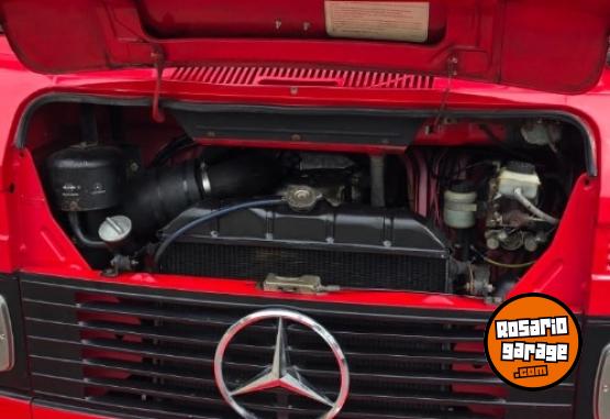 Camiones y Grúas - Mercedes benz 608 mod. 1990 - En Venta