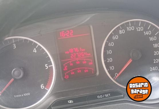 Camionetas - Volkswagen Amarok 2011 Diesel 227000Km - En Venta