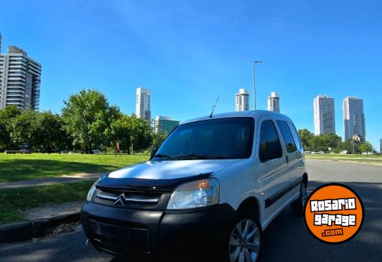 Utilitarios - Citroen Berlingo 2017 Diesel 118000Km - En Venta