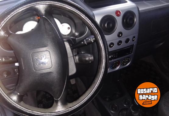 Utilitarios - Peugeot Partner 2016 Nafta 120000Km - En Venta