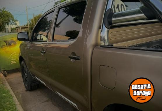 Camionetas - Toyota Hilux 2008 Diesel 251000Km - En Venta