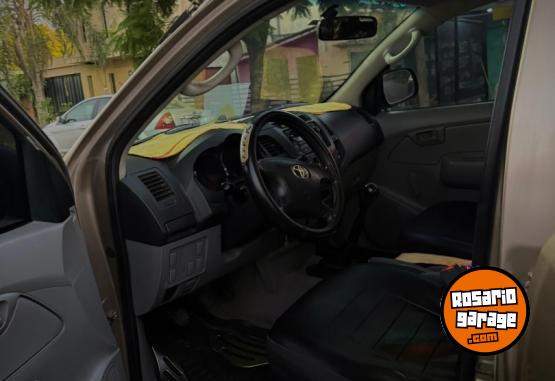 Camionetas - Toyota Hilux 2008 Diesel 251000Km - En Venta