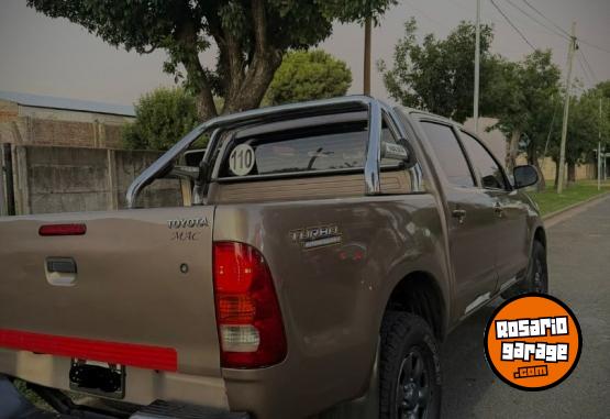 Camionetas - Toyota Hilux 2008 Diesel 251000Km - En Venta