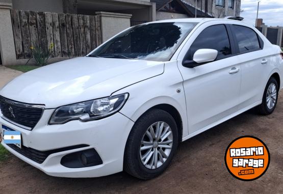 Autos - Peugeot 301 hdi 2019 Diesel 226000Km - En Venta