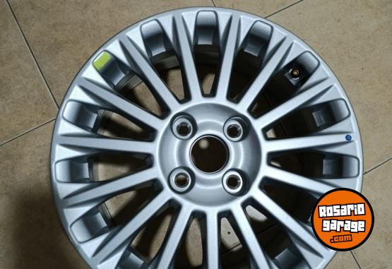 Accesorios para Autos - Llantas Ford Fiesta - En Venta