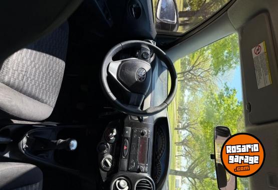 Autos - Toyota Etios 2015 Nafta 105000Km - En Venta