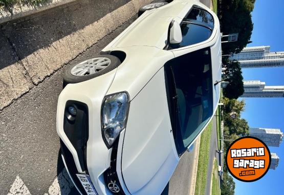 Autos - Toyota Etios XLs 6m/t 2017 Nafta 122000Km - En Venta