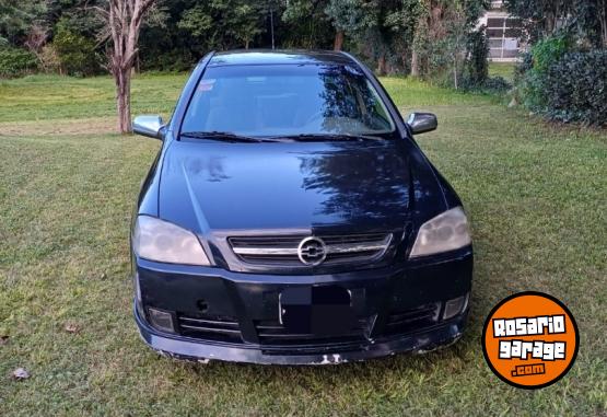 Autos - Chevrolet Astra 2004 Nafta 285000Km - En Venta