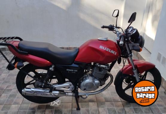 Motos - Suzuki EN 125 2 A 2018 Nafta 43000Km - En Venta
