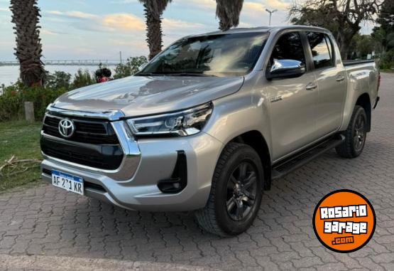 Camionetas - Toyota HILUX 2022 Diesel 70000Km - En Venta