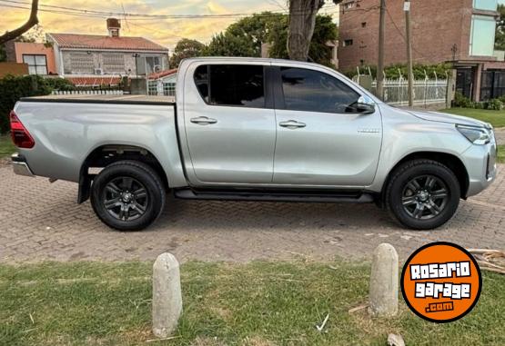 Camionetas - Toyota HILUX 2022 Diesel 70000Km - En Venta