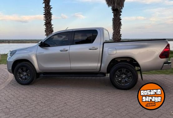 Camionetas - Toyota HILUX 2022 Diesel 70000Km - En Venta