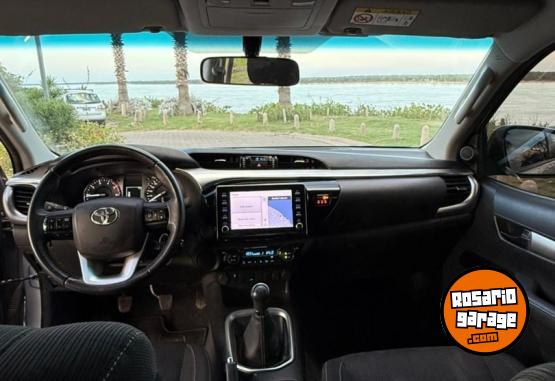 Camionetas - Toyota HILUX 2022 Diesel 70000Km - En Venta
