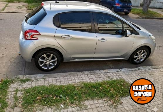 Autos - Peugeot 208 Allure plus 2013 Nafta 111Km - En Venta