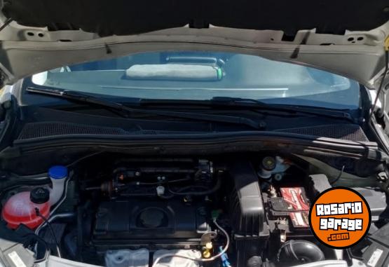 Autos - Peugeot 208 Allure plus 2013 Nafta 111Km - En Venta