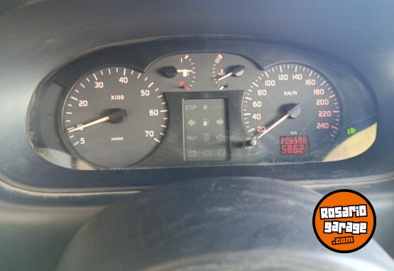 Autos - Renault Megane 1.9 Diesel 2002 Diesel 206000Km - En Venta