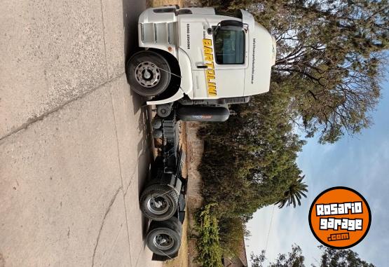 Camiones y Gr�as - Vw 19320 - En Venta