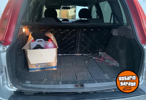 Autos - Peugeot 206 2007 Nafta 240000Km - En Venta