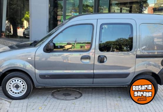 Utilitarios - Renault Kangoo 2015 GNC 1Km - En Venta