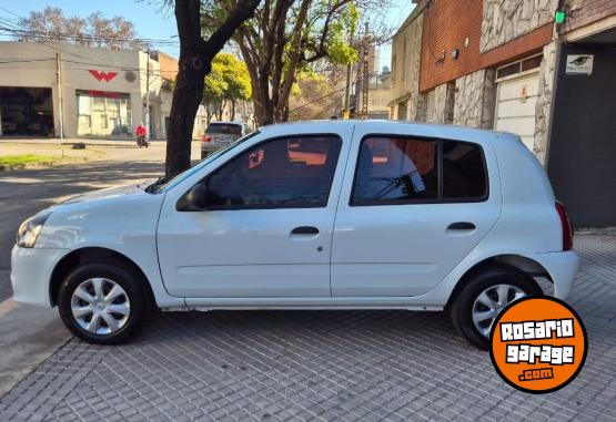 Autos - Ford Clio pack plus para exige 2014 Nafta 102000Km - En Venta