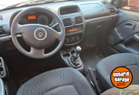 Autos - Ford Clio pack plus para exige 2014 Nafta 102000Km - En Venta