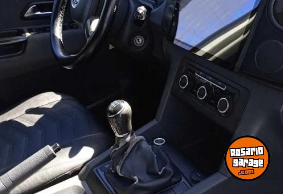 Camionetas - Volkswagen Amarok 2.0 trendline 2015 Diesel 156000Km - En Venta