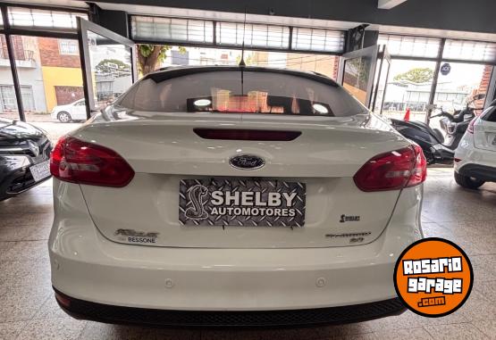 Autos - Ford Focus 2017 Nafta 83000Km - En Venta