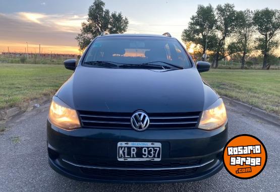 Autos - Volkswagen Suran 2011 GNC 233000Km - En Venta