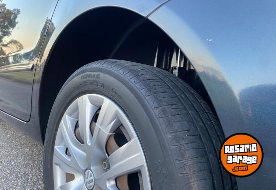 Autos - Volkswagen Suran 2011 GNC 233000Km - En Venta