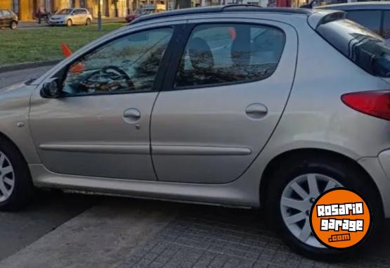 Autos - Peugeot 207 xt 2010 Diesel 167000Km - En Venta