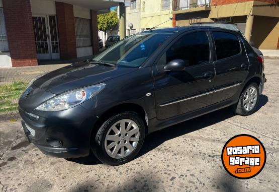 Autos - Peugeot 207 2013 Nafta 120000Km - En Venta