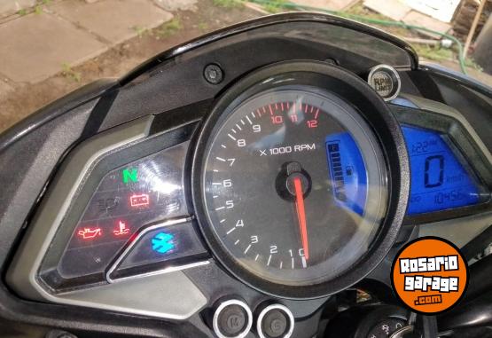Motos - Bajaj ROUSER NS 200 2023 Nafta 10700Km - En Venta