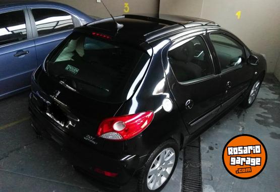 Autos - Peugeot 207 Feline 2013 Nafta 130000Km - En Venta