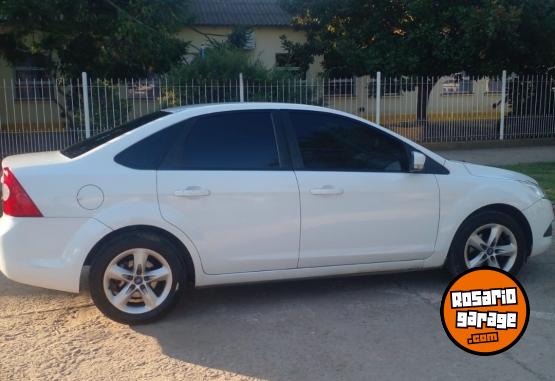 Autos - Ford Focus 2011 Nafta 140000Km - En Venta