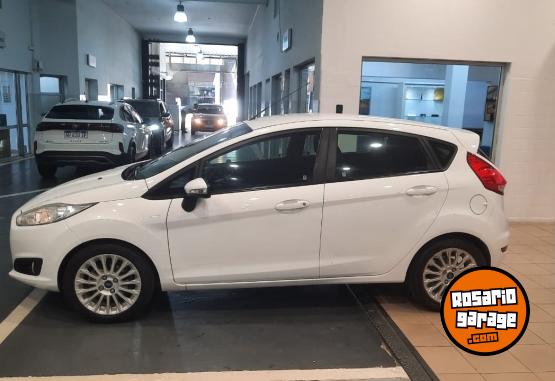 Autos - Ford FIESTA 1.6 SE MT 5P 2016 Nafta 105000Km - En Venta