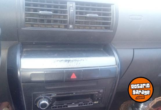 Autos - Volkswagen Surán 2009 Nafta 230000Km - En Venta