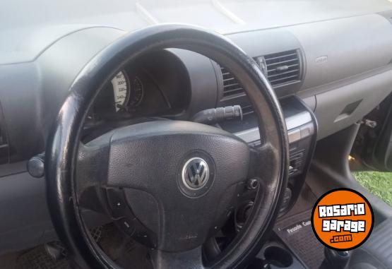 Autos - Volkswagen Surán 2009 Nafta 230000Km - En Venta