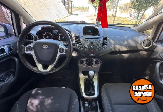 Autos - Ford Fiesta kinetic 1.6 Se plu 2014 Nafta 79000Km - En Venta