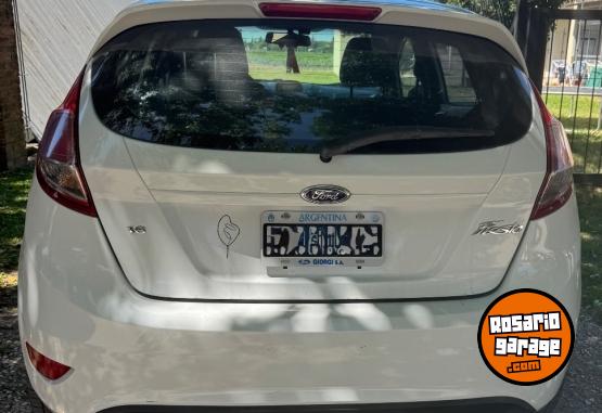 Autos - Ford Fiesta kinetic 1.6 Se plu 2014 Nafta 79000Km - En Venta