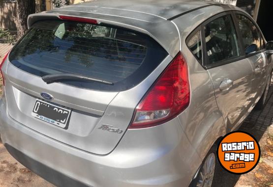 Autos - Ford Fiesta SE KINETIC 2015 Nafta 53000Km - En Venta