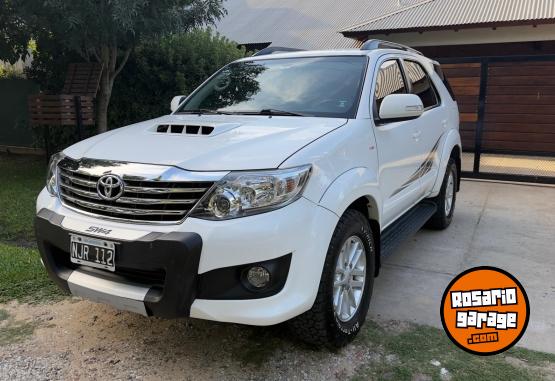 Camionetas - Toyota Sw4 3.0 Srv 4x4 7 asiento 2013 Diesel 165000Km - En Venta