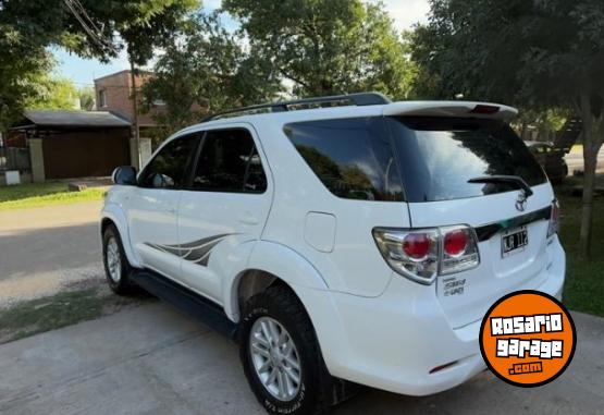 Camionetas - Toyota Sw4 3.0 Srv 4x4 7 asiento 2013 Diesel 165000Km - En Venta