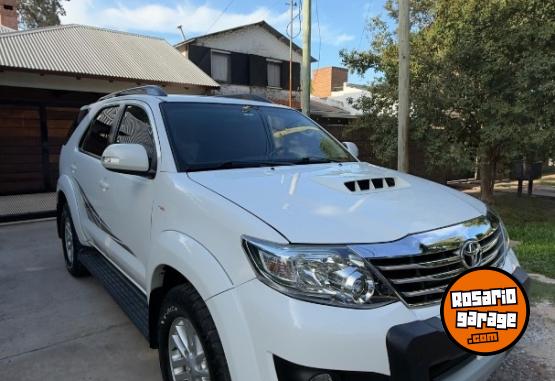 Camionetas - Toyota Sw4 3.0 Srv 4x4 7 asiento 2013 Diesel 165000Km - En Venta