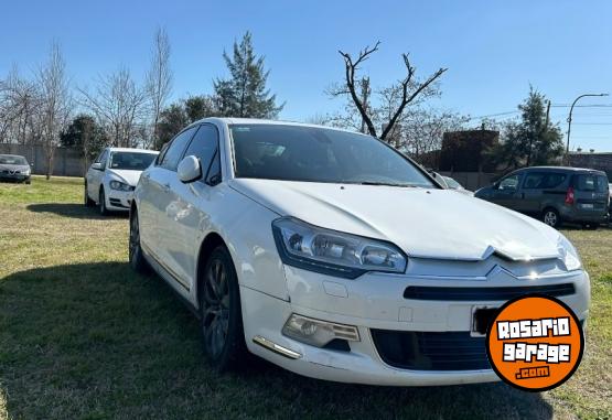 Autos - Citroen C5 HDI Confort 2011 Diesel 169000Km - En Venta