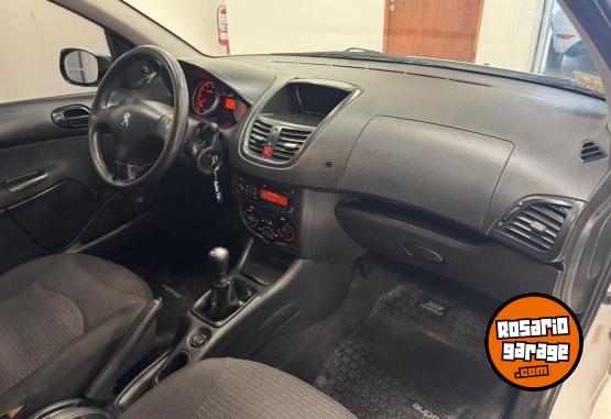 Autos - Peugeot 207 XR 1.4 2012 Nafta 121000Km - En Venta