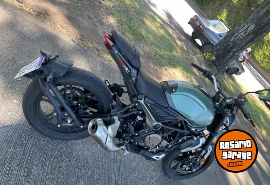 Motos - Voge AC 300 2023 Nafta 6000Km - En Venta