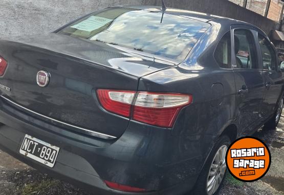 Autos - Fiat Grand Siena Atracttive 2013 Nafta 137700Km - En Venta